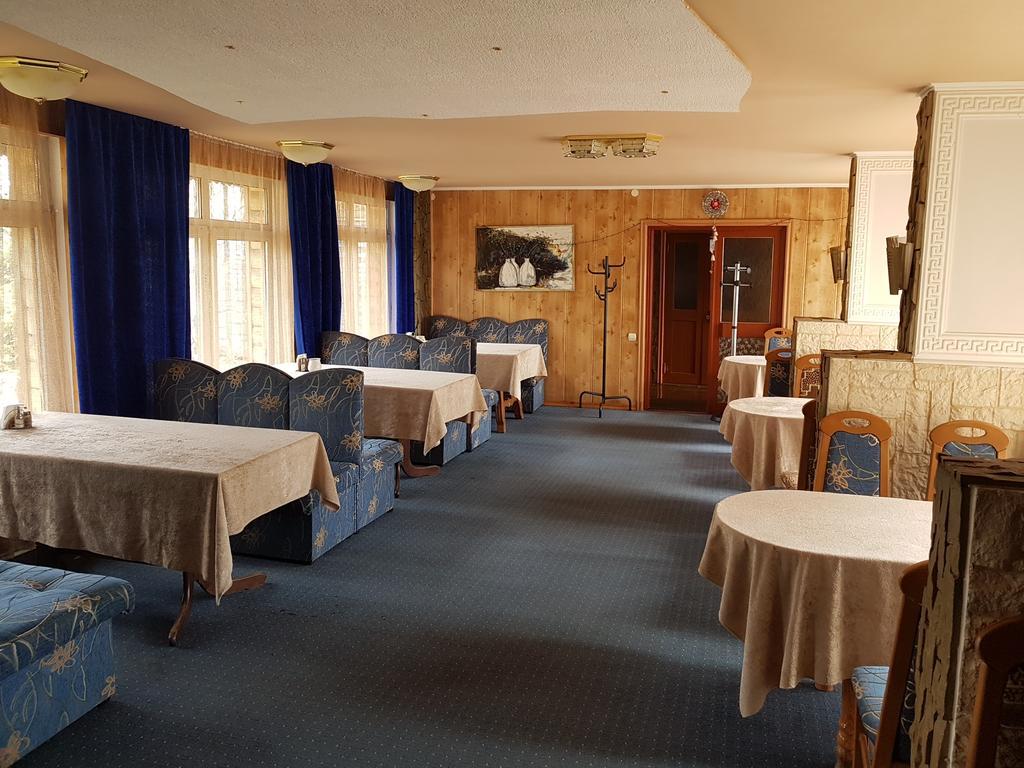 Aspen Hotel Slavske Ngoại thất bức ảnh